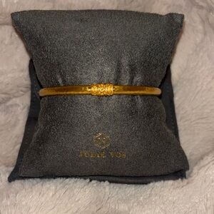 Chic Gold Julie Vos Bangle